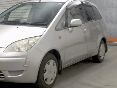 MITSUBISHI COLT PLUS