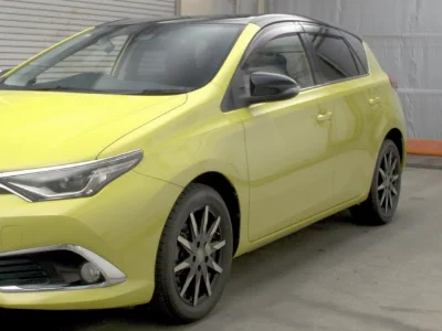 TOYOTA AURIS