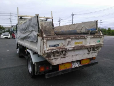 MITSUBISHI CANTER