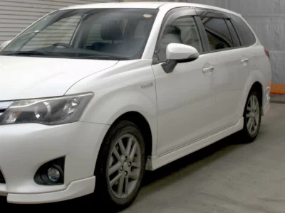 TOYOTA COROLLA FIELDER