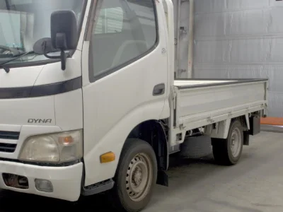 TOYOTA DYNA