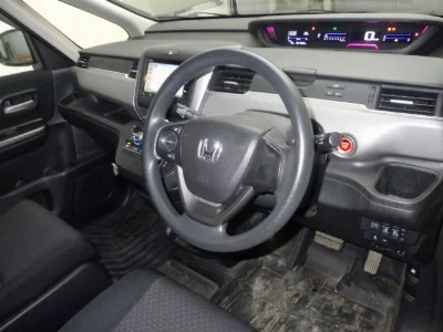 HONDA FREED+
