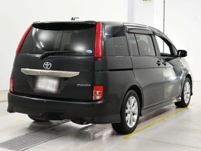 TOYOTA ISIS