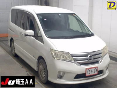 NISSAN SERENA