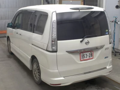 NISSAN SERENA