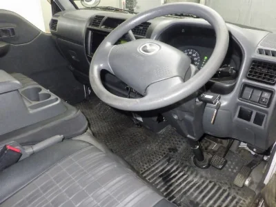 MAZDA BONGO VAN