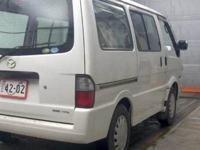 MAZDA BONGO VAN