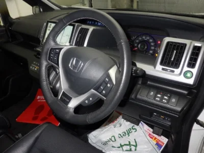 HONDA STEP WAGON