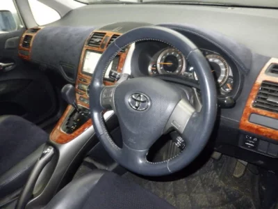 TOYOTA BLADE