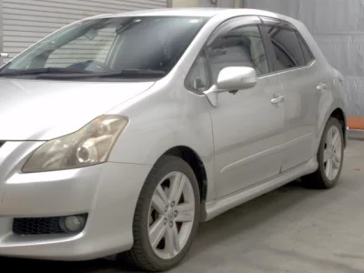 TOYOTA BLADE