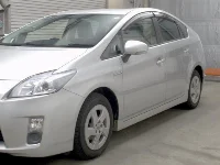 Цена авто Toyota Prius с аукционов Японии, номер кузова ZVW30, пробег 115 000, оценка 6