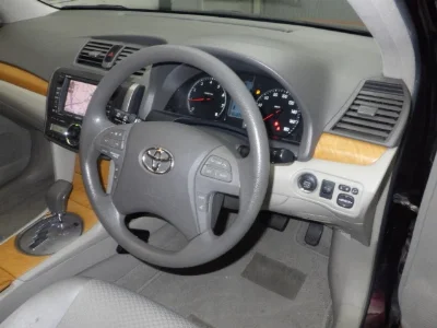 TOYOTA PREMIO