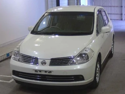 NISSAN TIIDA LATIO