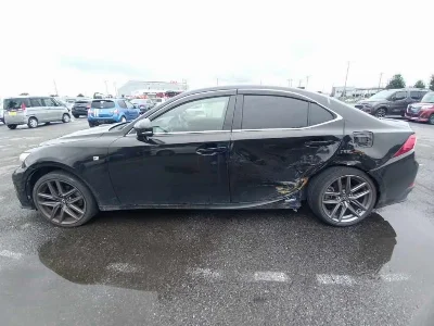 LEXUS IS