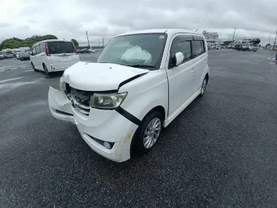 TOYOTA BB