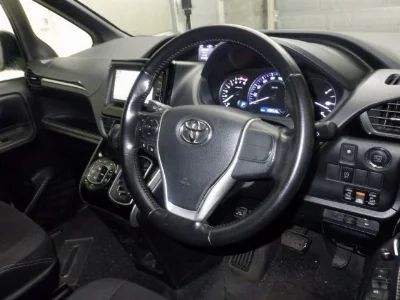TOYOTA ESQUIRE