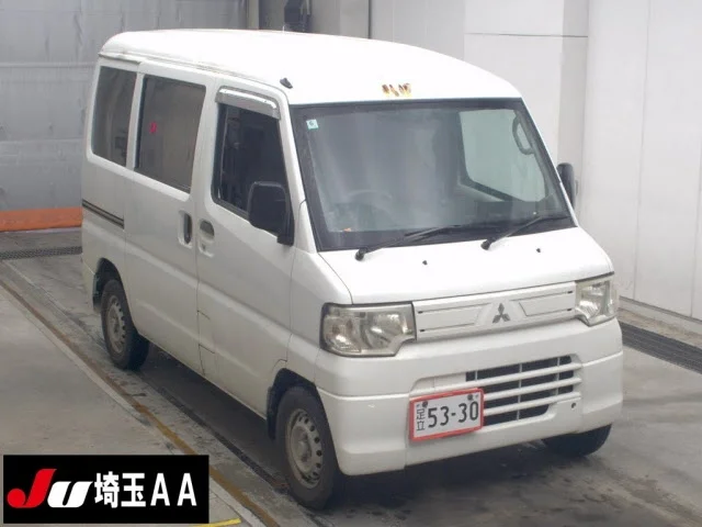 Mitsubishi Minicab 2012