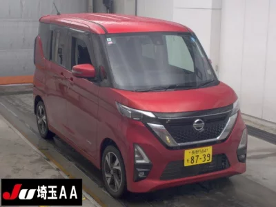 NISSAN ROOX