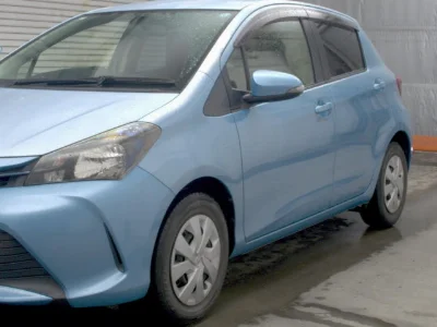 TOYOTA VITZ