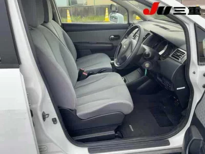 Nissan Tiida Latio