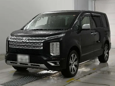MITSUBISHI DELICA D5