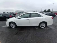 Цена авто Toyota Camry с аукционов Японии, номер кузова AVV50, пробег 73 000, оценка 20