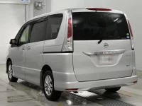 Цена авто Nissan Serena с аукционов Японии, номер кузова FNC26, пробег 133 000, оценка 2