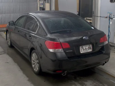 SUBARU LEGACY B4