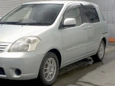 TOYOTA RAUM