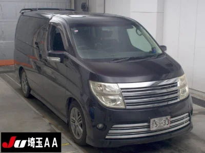 NISSAN ELGRAND