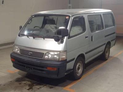 TOYOTA HIACE