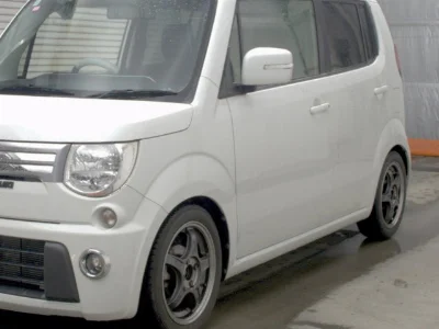 SUZUKI MRWAGON