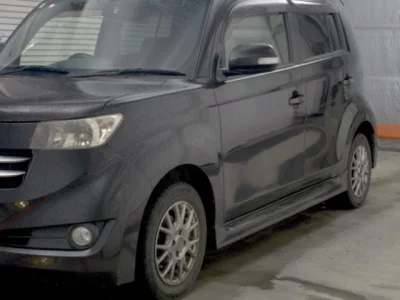 TOYOTA BB