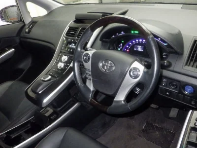 TOYOTA SAI