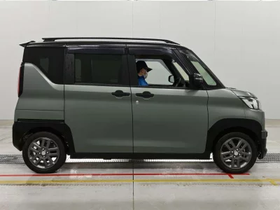 Mitsubishi Delica Mini