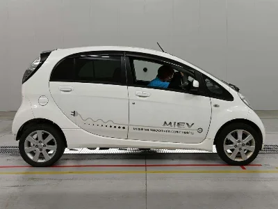 MITSUBISHI I-MIEV