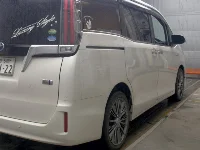 Цена авто Toyota Esquire с аукционов Японии, номер кузова ZWR80G, пробег 149 000, оценка 6