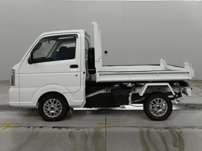 NISSAN CLIPPER TRUCK