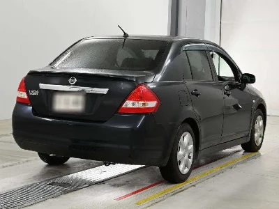 NISSAN TIIDA LATIO