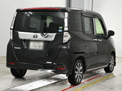 TOYOTA TANK