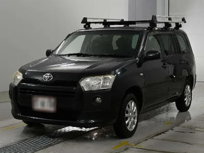 TOYOTA SUCCEED