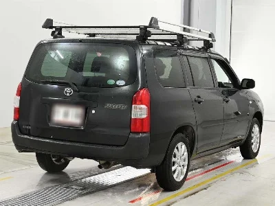 TOYOTA SUCCEED