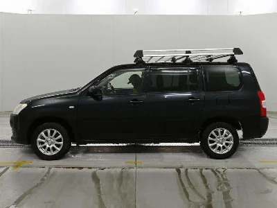 TOYOTA SUCCEED