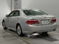 Цена авто Toyota Crown с аукционов Японии, номер кузова GRS200, пробег 88 000, оценка 3