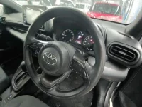 Цена авто Toyota Yaris с аукционов Японии, номер кузова KSP210, пробег 121 000, оценка 8