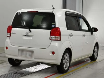 TOYOTA PORTE