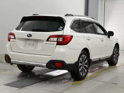 SUBARU OUTBACK