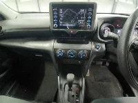 Цена авто Toyota Yaris Cross с аукционов Японии, номер кузова MXPB10, пробег 69 000, оценка 2