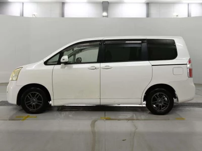 Статистика аукционов Toyota Noah