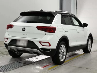 VOLKSWAGEN T-ROC